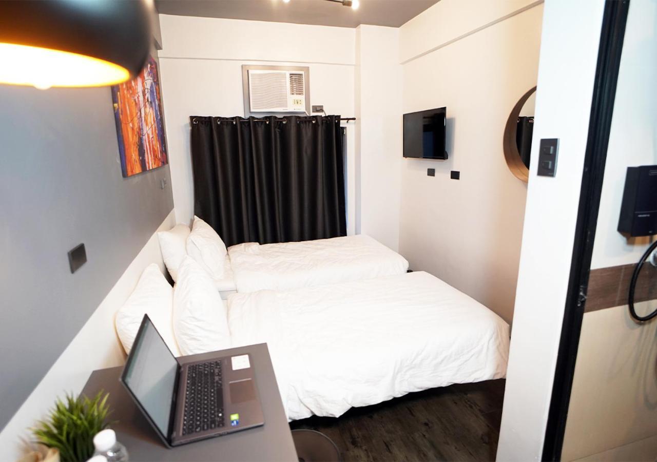 Mystay Hotel Bgc West Makati City Esterno foto