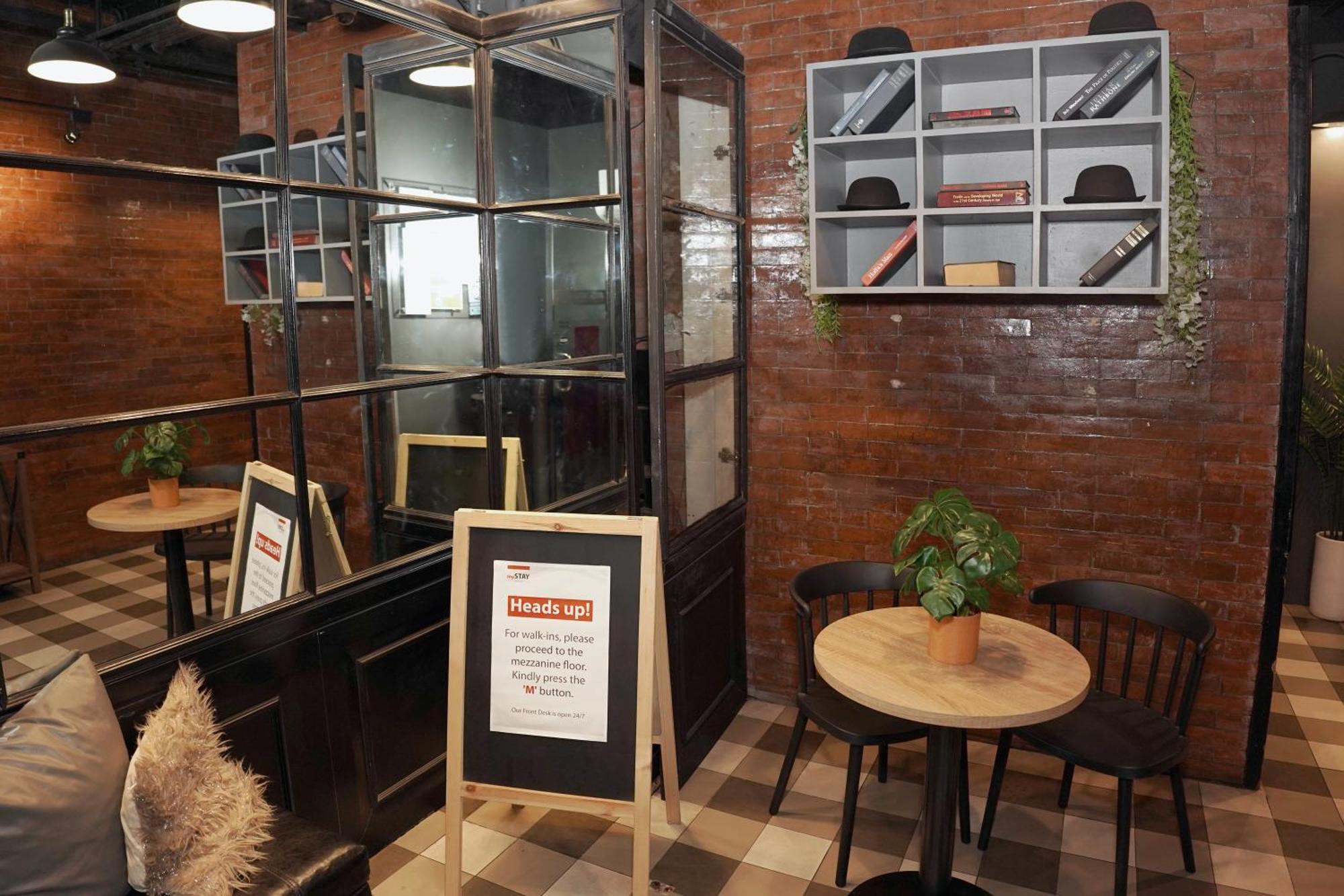 Mystay Hotel Bgc West Makati City Esterno foto