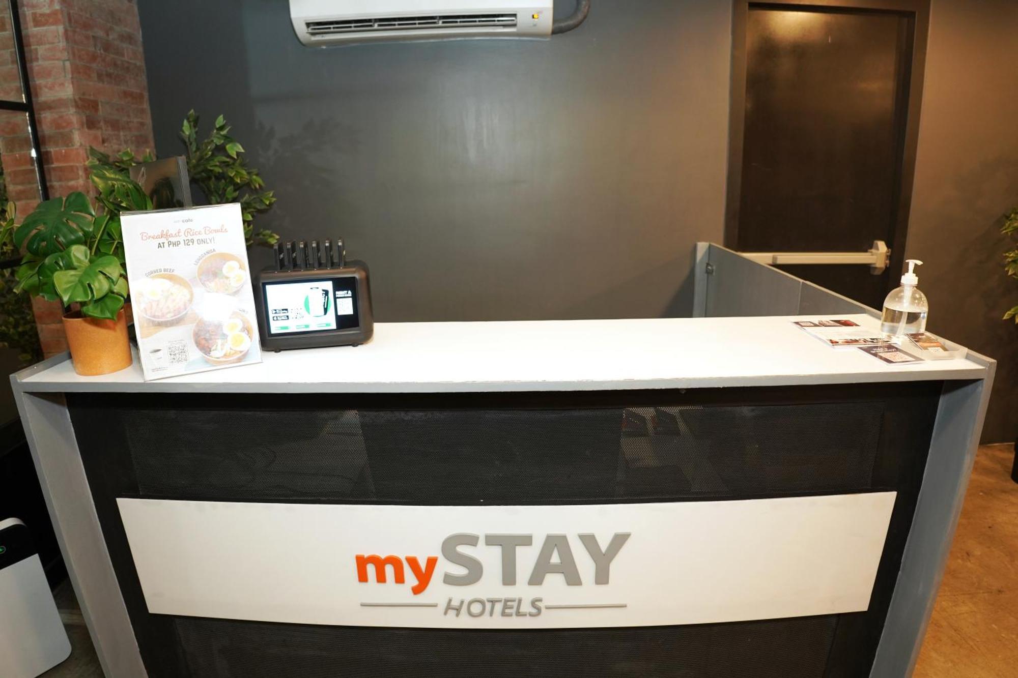 Mystay Hotel Bgc West Makati City Esterno foto